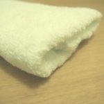 【本日の断捨離】白い新品のタオル１枚